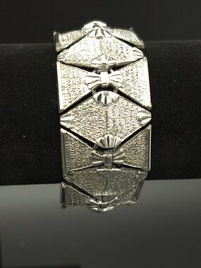 Vintage Pegasus Coro Mid Century Silver Tone Geometric Chain Link Bracelet